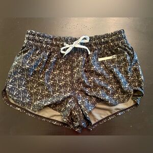Vuori Clementine Shorts - size S